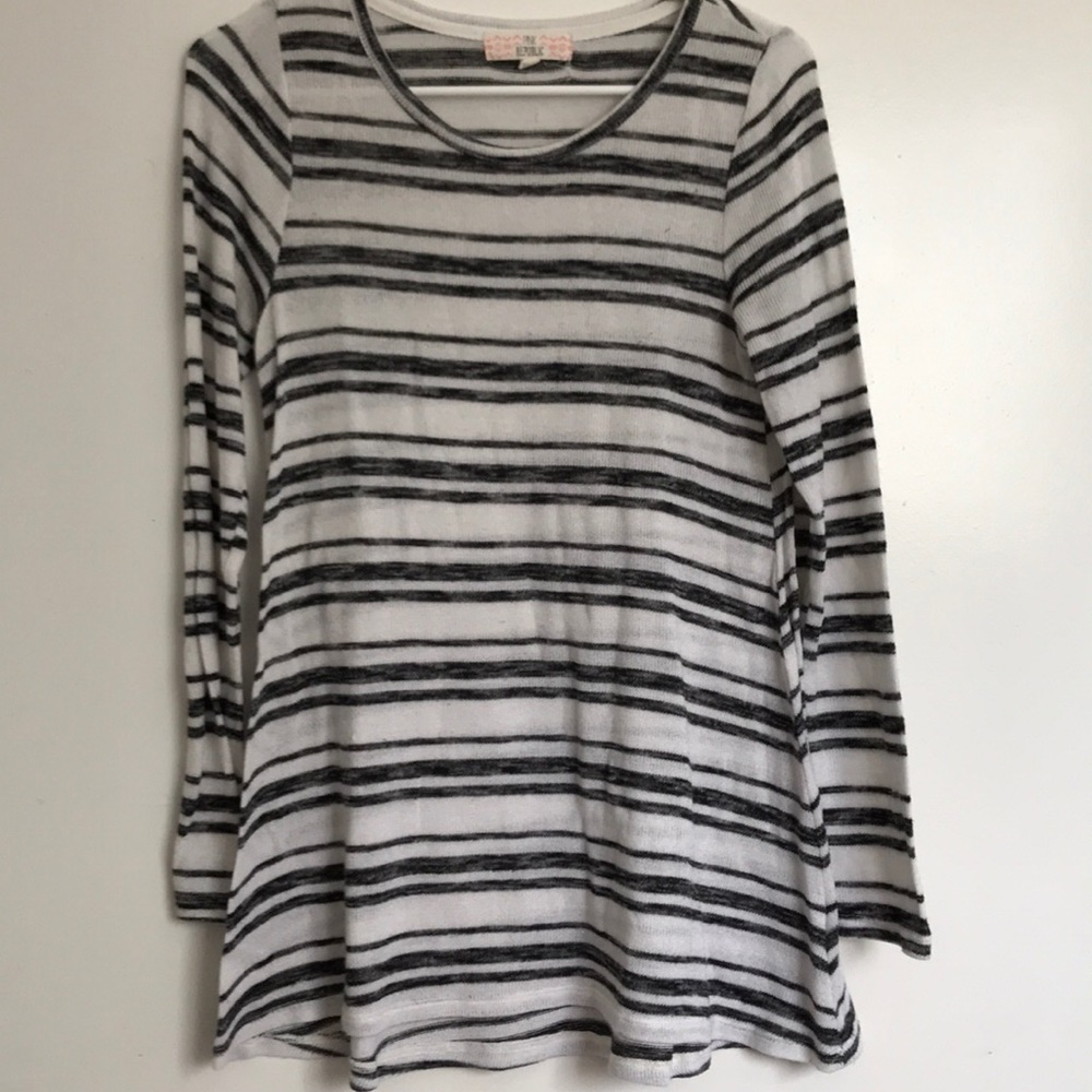 Charcoal & White tunic